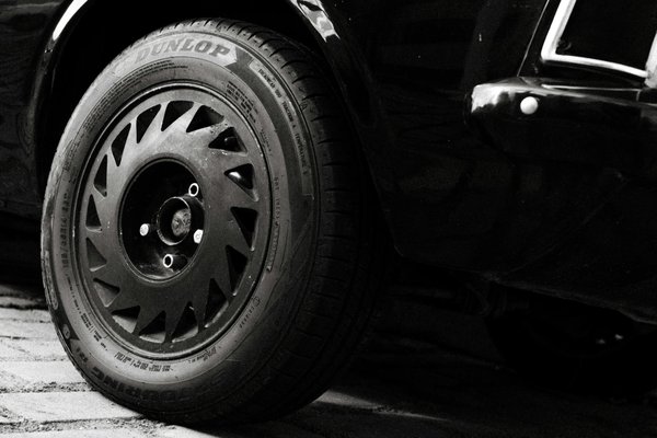 Revolutionizing road safety in the uk: discovering state-of-the-art tyre innovations